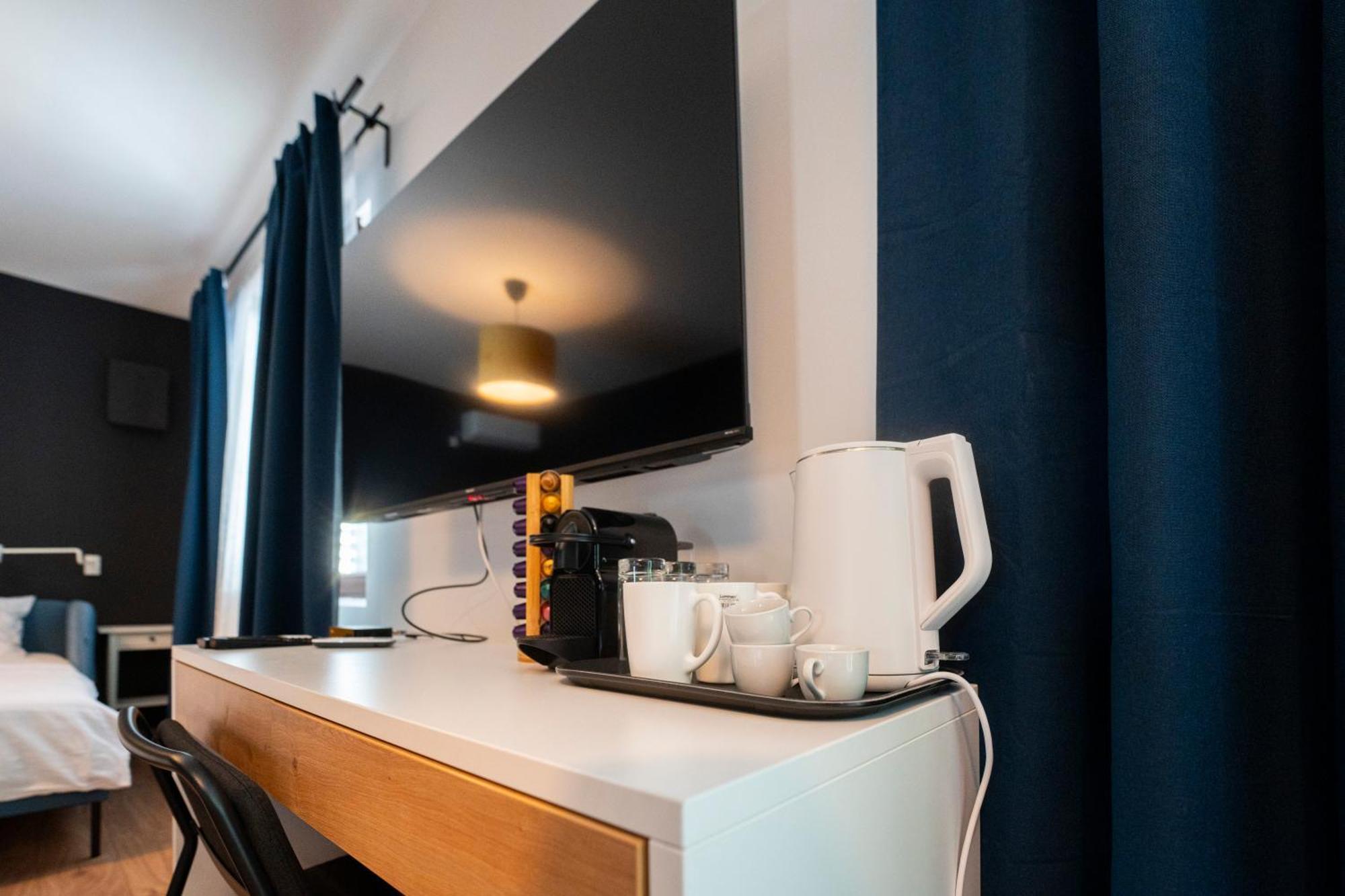 Cozy Nook B&B - Free Private Parking Novi Sad Buitenkant foto