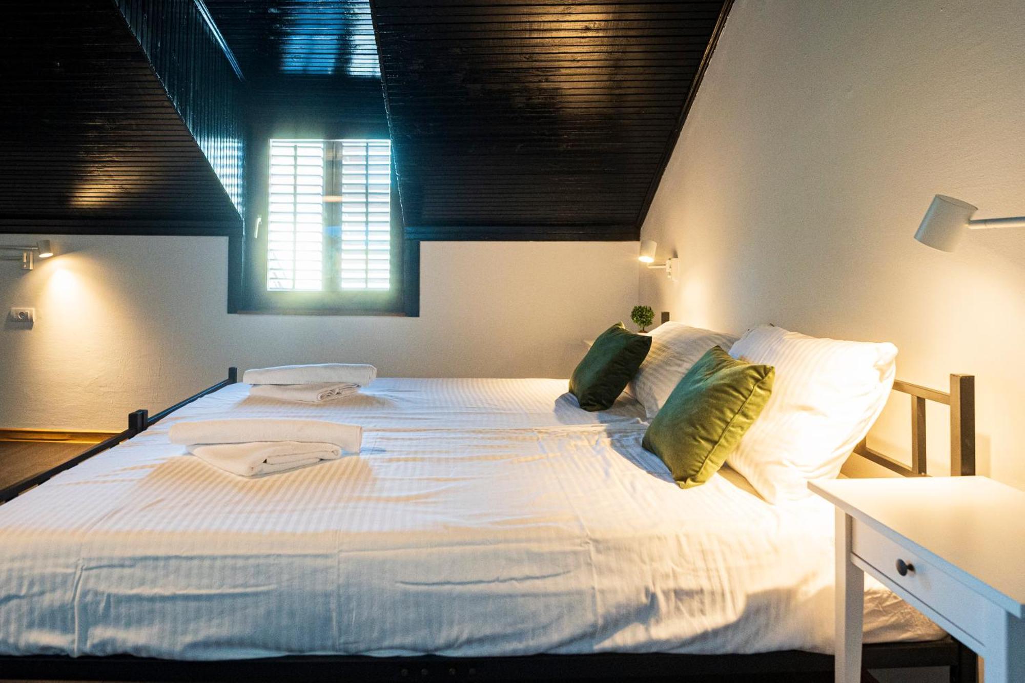Cozy Nook B&B - Free Private Parking Novi Sad Buitenkant foto